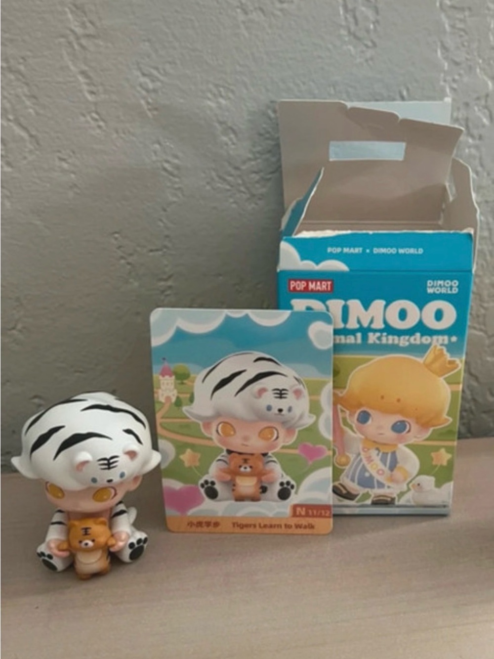 Popmart Dimoo World White Tiger - Collectible Figure